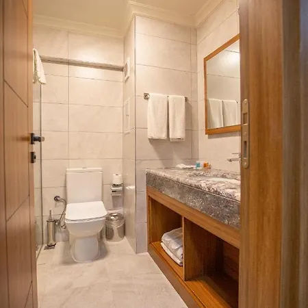 酒店 Kutlucan Oldtown 3*