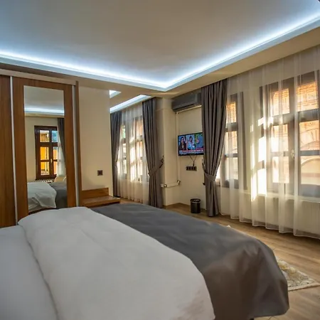 Kutlucan Oldtown מלון 3*